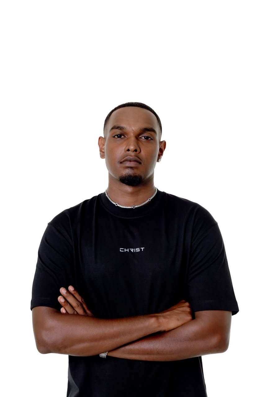 The "I Can Fly" Signature Graphic Tee - Image 5